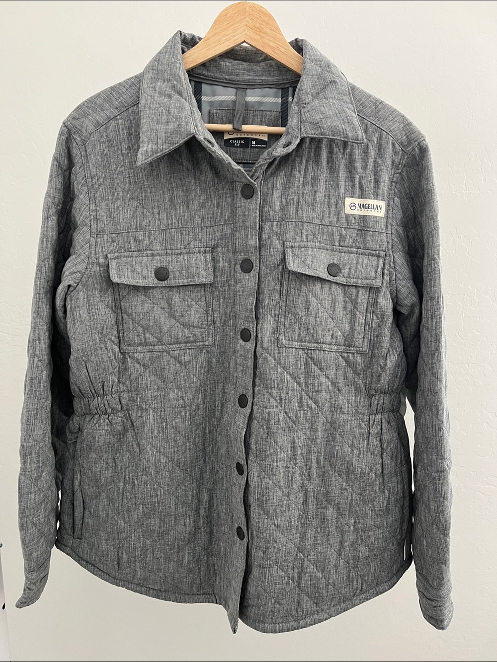 Magellan Outdoors Heather Gray Quilted Snap-Front Jacket Medium